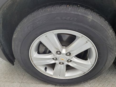 Used 2021 Chevrolet Trax LS image 31