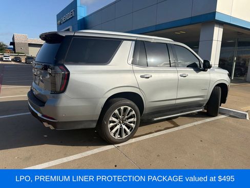 Used 2025 Chevrolet Tahoe High Country AWD/4WD image 3