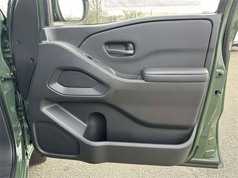 New 2026 Nissan Frontier SV w/ SV Convenience Package image 8