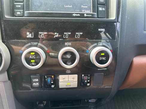 Used 2014 Toyota Sequoia Platinum AWD/4WD image 26