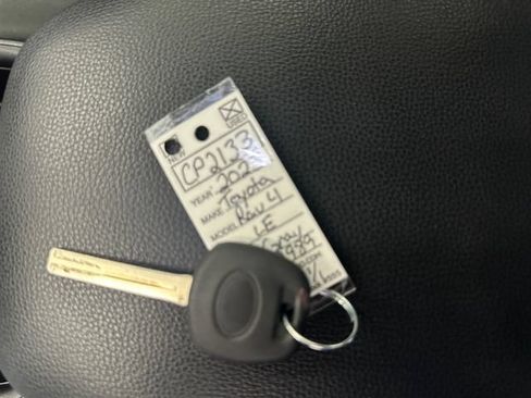 Used 2023 Toyota RAV4 LE FWD image 31