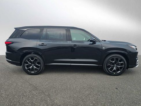 New 2026 Lexus TX 500h AWD image 2