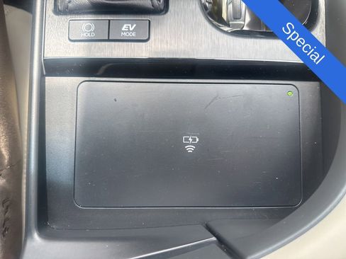 Used 2023 Lexus ES 300h w/ Premium Package FWD image 18