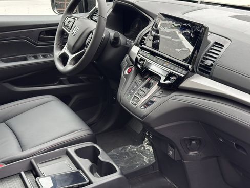 New 2026 Honda Odyssey Sport-L image 9