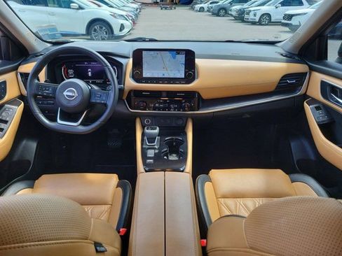 Certified 2023 Nissan Rogue Platinum w/ Platinum Premium Package image 16