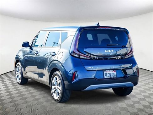Certified 2023 Kia Soul LX image 6