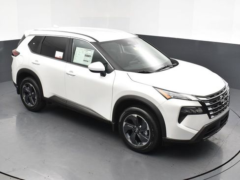 New 2026 Nissan Rogue SV w/ Cold Weather Package image 25