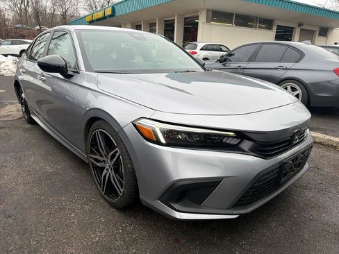 Used 2024 Honda Civic Sport image 3