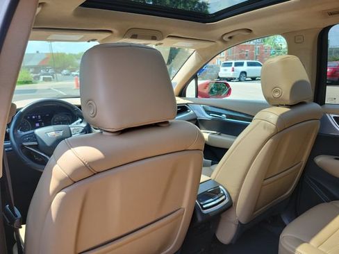 Used 2020 Cadillac XT6 Sport w/ Platinum Package AWD/4WD image 28