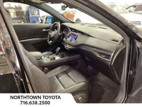 Used 2023 Cadillac XT4 Sport w/ Cold Weather Package AWD/4WD image 11