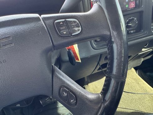 Used 2007 GMC Sierra 2500 SLE w/ Heavy-Duty Power Package image 18