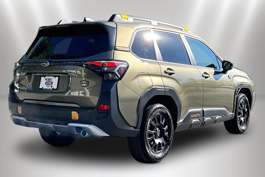 Used 2026 Subaru Forester Wilderness w/ Wilderness Package AWD/4WD image 5