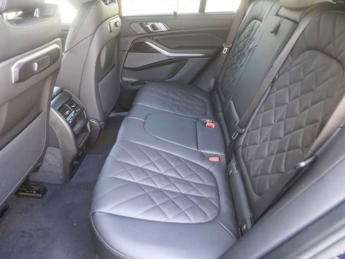 Used 2026 BMW X5 sDrive40i w/ M Sport Package image 15