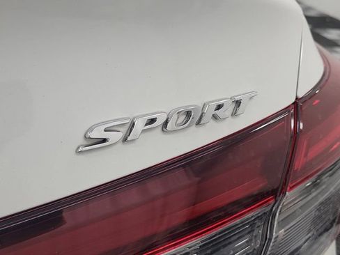 Certified 2025 Honda Civic Sport image 8