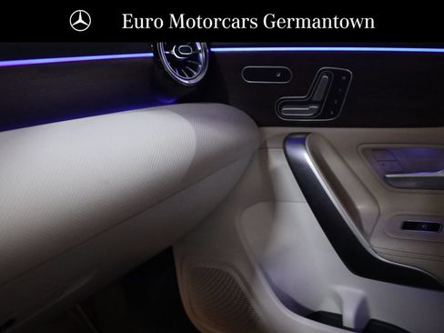 Used 2023 Mercedes-Benz CLA 250 4MATIC image 40
