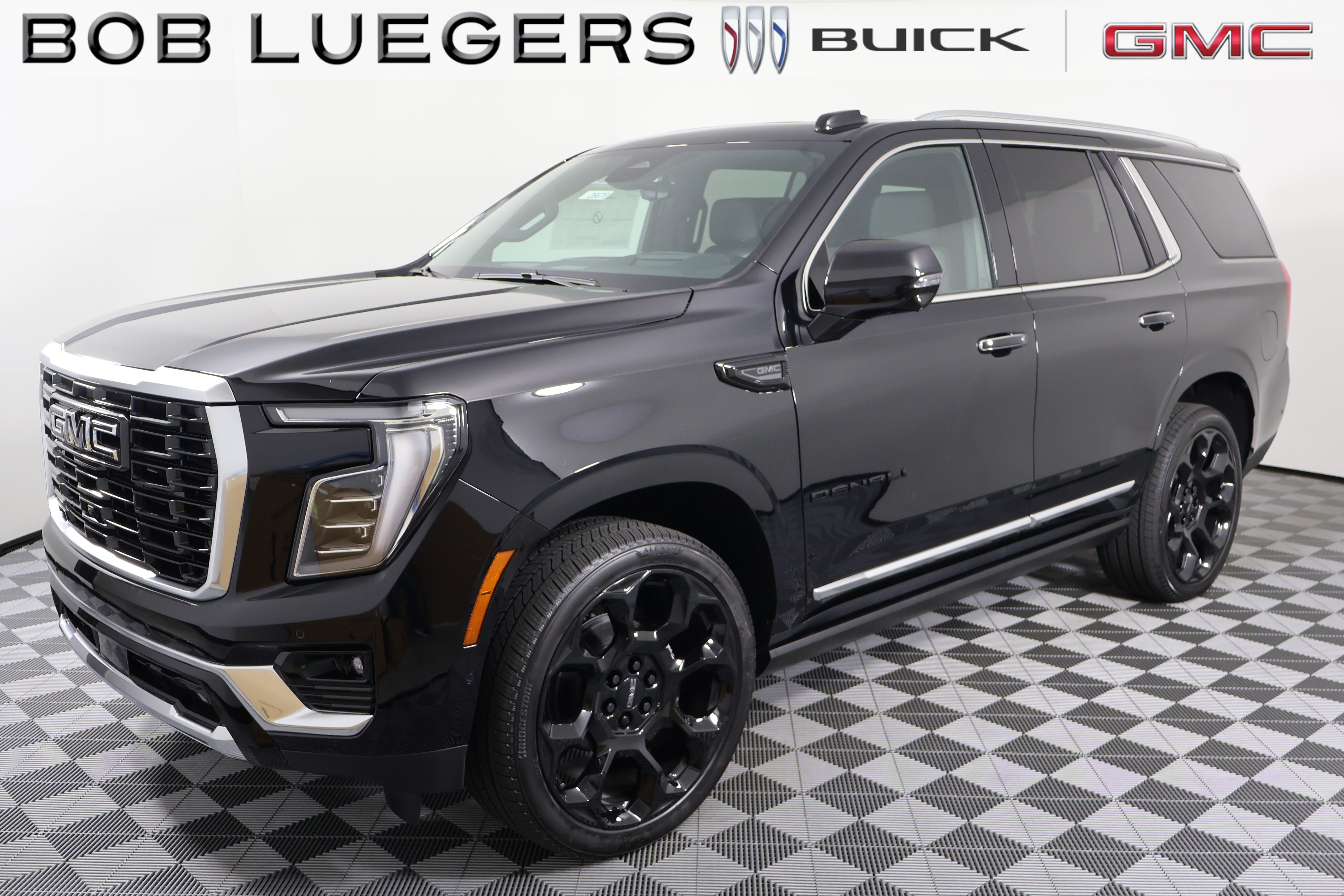 New 2026 GMC Yukon Denali w/ Denali Reserve Package AWD/4WD image 3