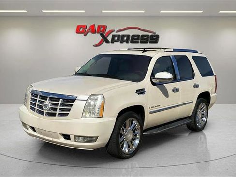 Used 2009 Cadillac Escalade AWD image 14