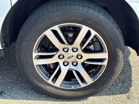 Used 2024 Ford Expedition Max Limited RWD image 20
