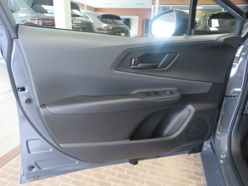 Used 2025 Toyota Prius LE image 13