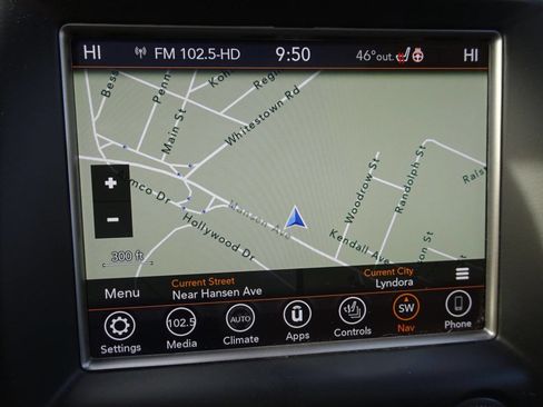 Used 2018 Jeep Grand Cherokee Overland image 29