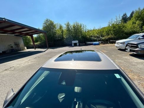 Used 2024 Chevrolet Malibu LT FWD image 20