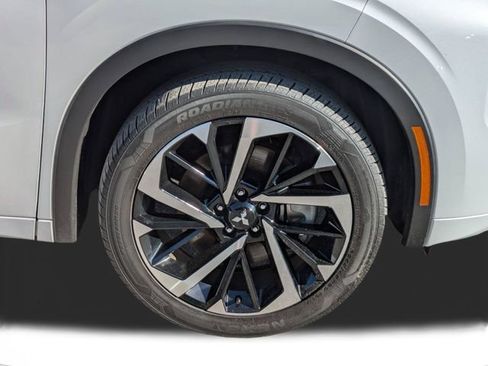 Used 2023 Mitsubishi Outlander SEL AWD/4WD image 11
