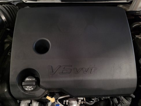 Used 2018 Buick Enclave Essence image 30