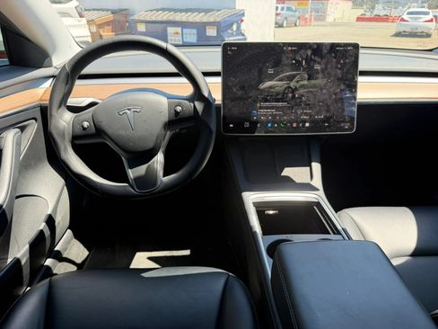 Used 2022 Tesla Model 3 Long Range AWD/4WD image 19