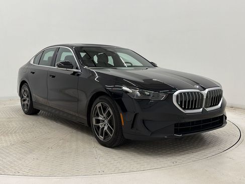 Used 2026 BMW 530i RWD image 7