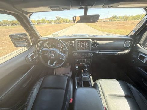 Used 2021 Jeep Wrangler Unlimited Rubicon 4xe w/ Steel Bumper Group image 19