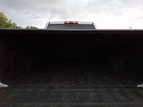 Used 2017 Chevrolet Silverado 1500 W/T w/ WT Convenience Package AWD/4WD image 28