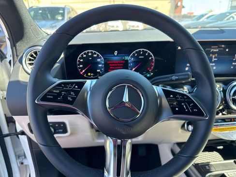 Used 2026 Mercedes-Benz GLA 250 image 10