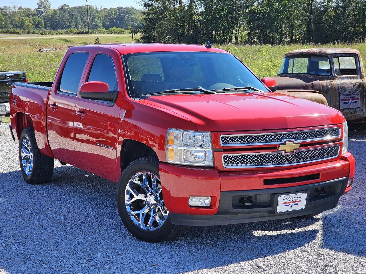 Used 2013 Chevrolet Silverado 1500 LTZ w/ Suspension Package, Off-Road AWD/4WD image 2