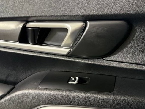 Used 2024 Kia Telluride S w/ S Sunroof Package FWD image 25
