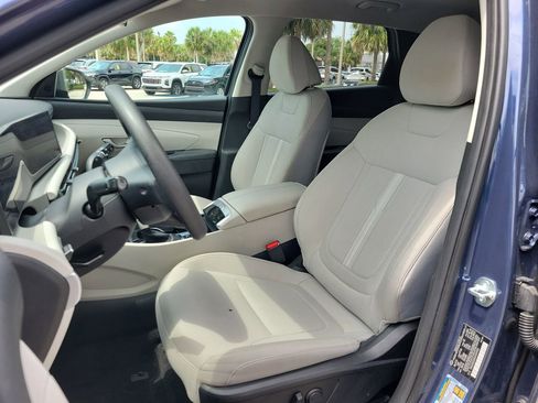 Used 2025 Hyundai Tucson SEL FWD image 16
