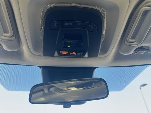 Used 2025 Toyota Corolla LE image 23