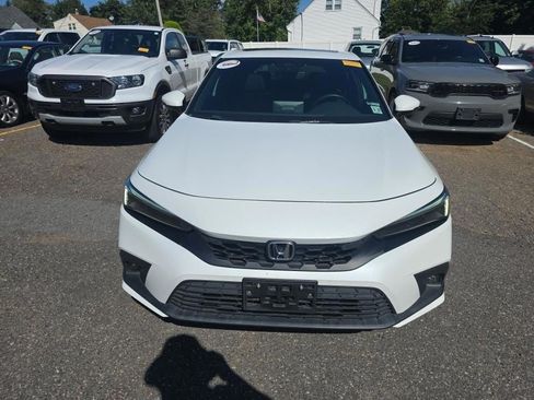 Used 2022 Honda Civic Sport Touring image 3