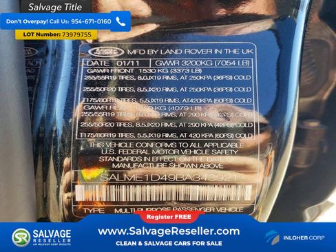 Used 2011 Land Rover Range Rover HSE image 19