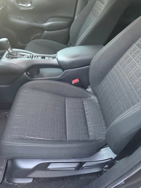 Used 2024 Honda HR-V LX image 6