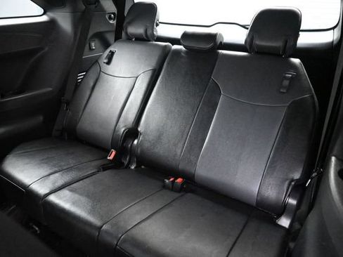 Used 2024 Toyota Sienna XLE Woodland Edition AWD/4WD image 12