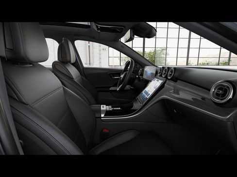 Certified 2025 Mercedes-Benz C 300 4MATIC Sedan image 39