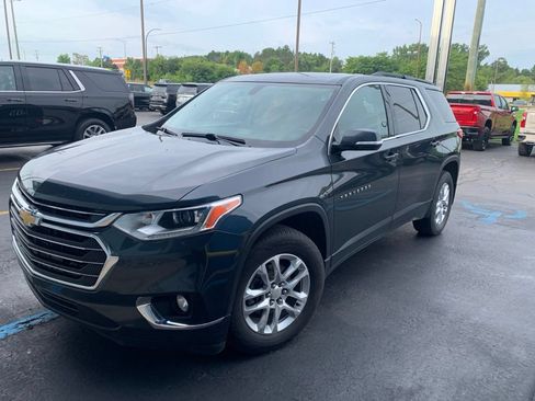 Used 2019 Chevrolet Traverse LT AWD/4WD image 2