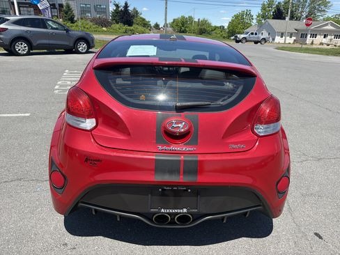 Used 2016 Hyundai Veloster Turbo FWD image 4