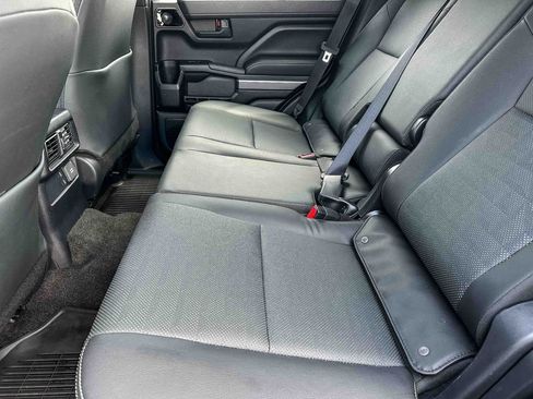 Used 2025 Toyota 4Runner TRD Off-Road Premium w/ Tow Technology Package AWD/4WD image 19