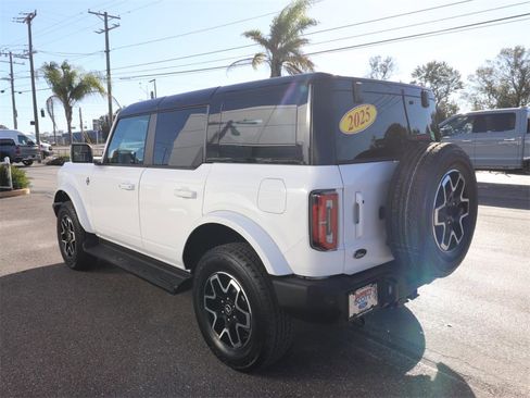 New 2025 Ford Bronco Outer Banks image 11