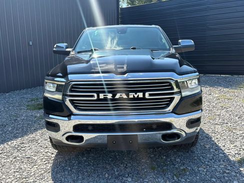Used 2019 RAM 1500 Laramie AWD/4WD image 2