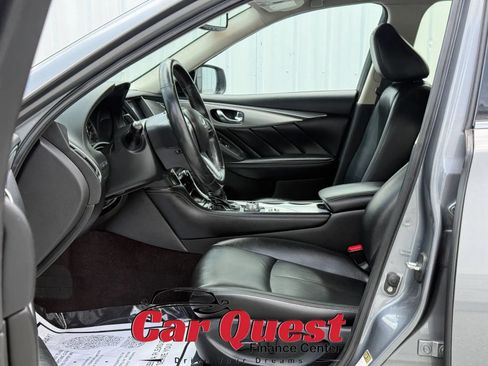 Used 2021 INFINITI Q50 Luxe RWD image 9