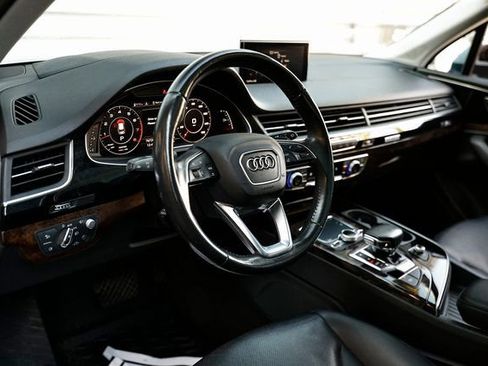 Used 2018 Audi Q7 3.0T Prestige w/ Prestige Package image 20