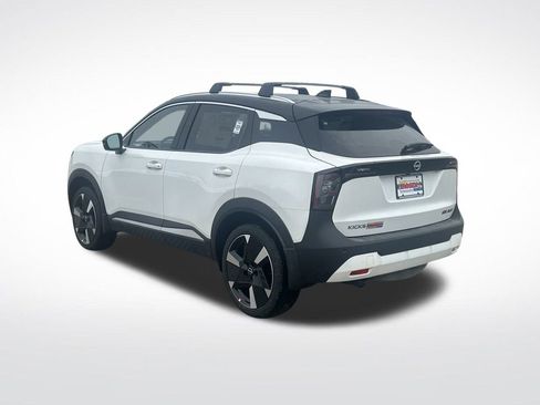 New 2026 Nissan Kicks SR w/ Cold Weather Package image 3