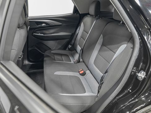 Used 2025 Chevrolet TrailBlazer LS w/ LS Convenience Package image 27